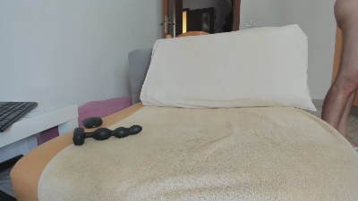 italysexyman live cam on Cam4
