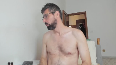 italysexyman live cam on Cam4