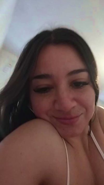 itati3 live cam on Cam4