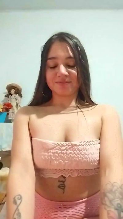 itati3 live cam on Cam4