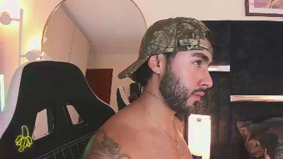 itsmeeros live cam on Cam4