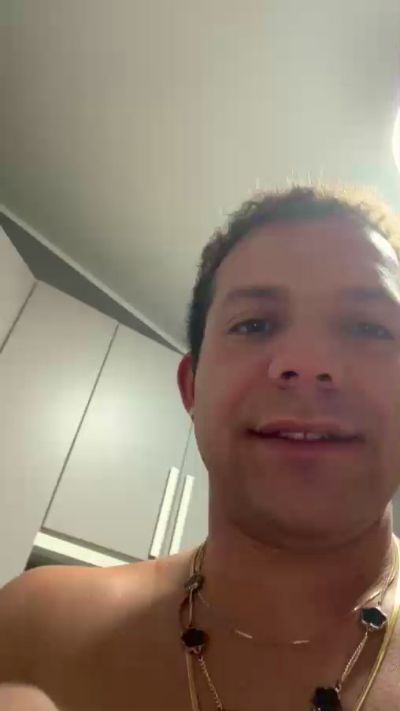 itsvitale live cam on Cam4