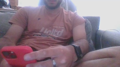 ivancho27 live cam on Cam4