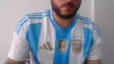 ivancho27 live cam on Cam4