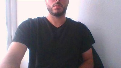 ivancho27 live cam on Cam4