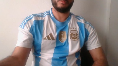 ivancho27 live cam on Cam4