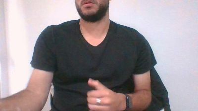 ivancho27 live cam on Cam4