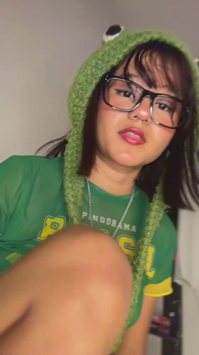 ivi_sunny live cam on Cam4