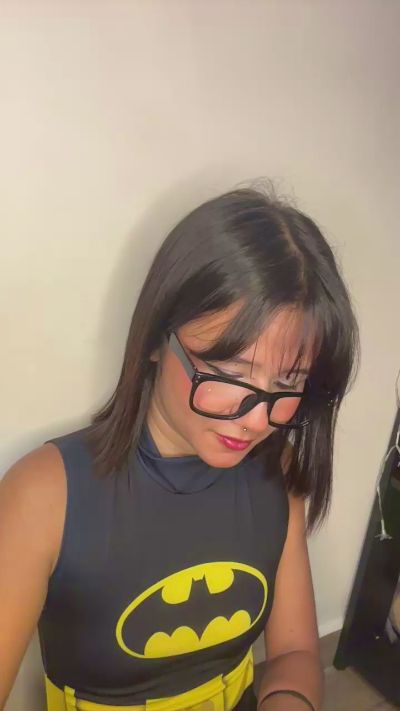 ivi_sunny live cam on Cam4