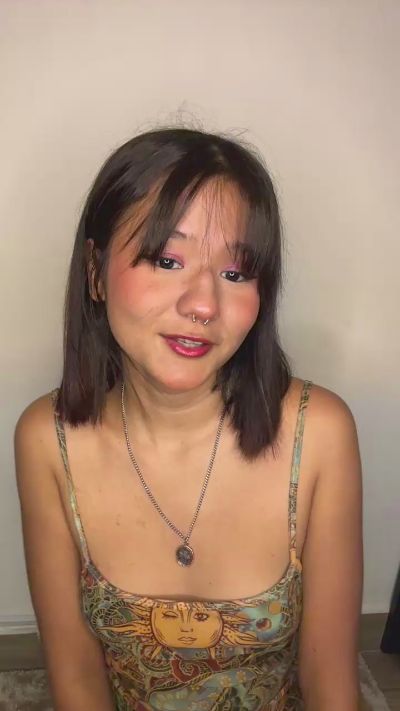 ivi_sunny live cam on Cam4