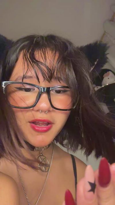 ivi_sunny live cam on Cam4