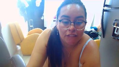 ixchel91 live cam on Cam4