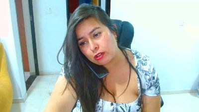 ixchel91 live cam on Cam4