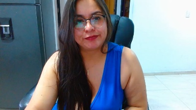 ixchel91 live cam on Cam4