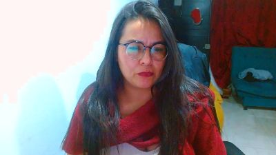 ixchel91 live cam on Cam4