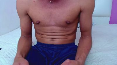jack_ryan2 live cam on Cam4