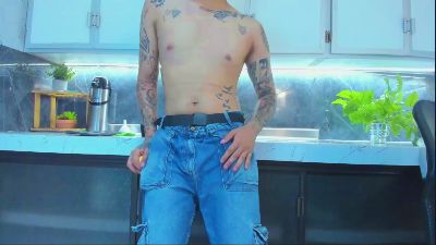 jack_torress live cam on Cam4
