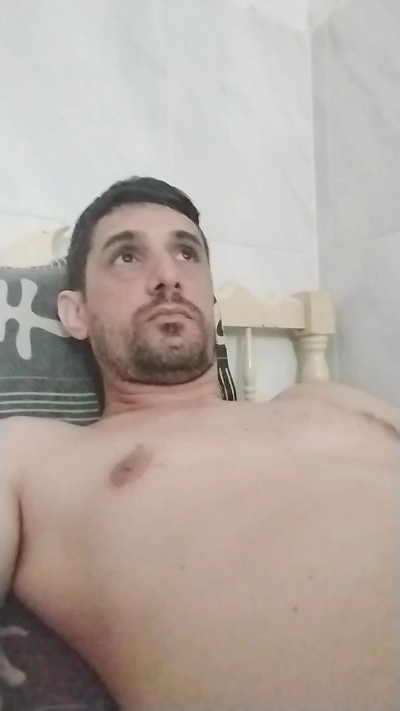 jackhot32 live cam on Cam4