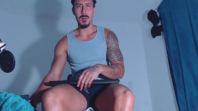 jackknastee35g1 live cam on Cam4