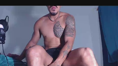 jackknastee35g1 live cam on Cam4
