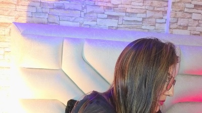 jade_white_ live cam on Cam4