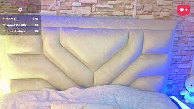 jade_white_ live cam on Cam4