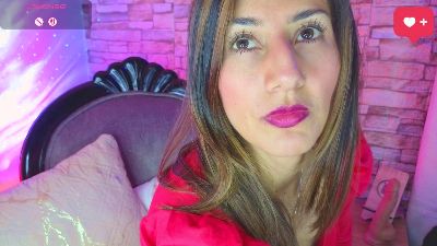 jade_white_ live cam on Cam4