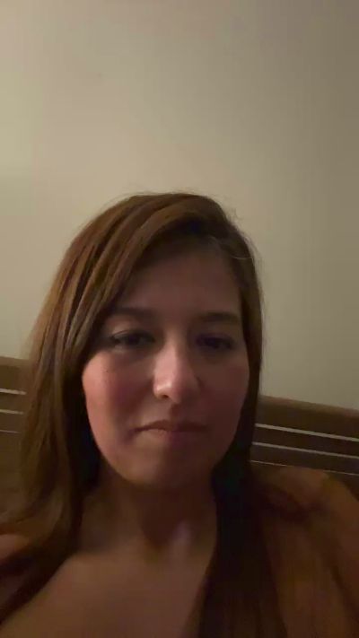 jadel3 live cam on Cam4