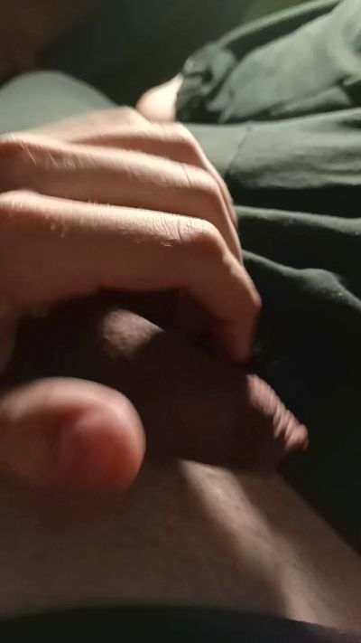 jakebwc8inches live cam on Cam4