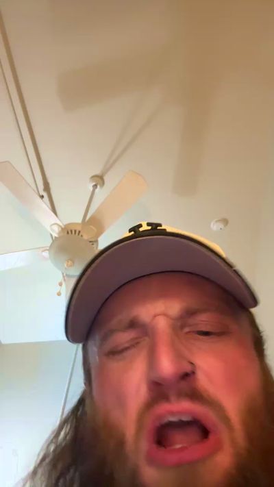 jakesauce live cam on Cam4