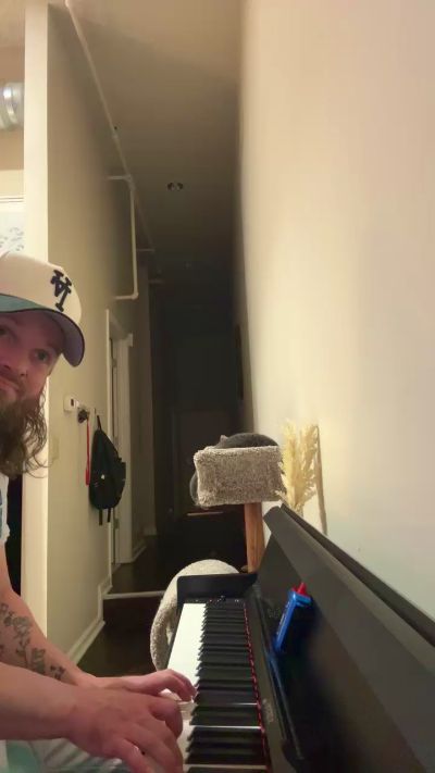 jakesauce live cam on Cam4