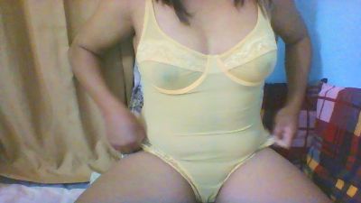 jamillah8 live cam on Cam4