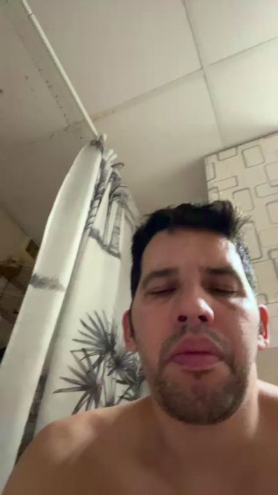 jandry7 live cam on Cam4