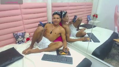 janner_cum51 live cam on Cam4