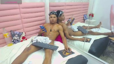 janner_cum51 live cam on Cam4