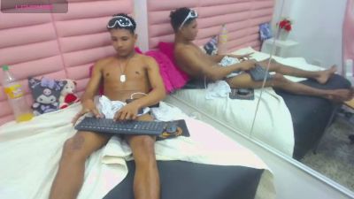 janner_cum51 live cam on Cam4