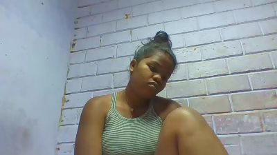 janni37 live cam on Cam4