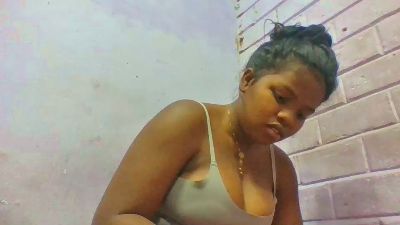 janni37 live cam on Cam4