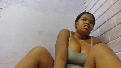 janni37 live cam on Cam4