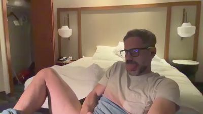 jareth_returnss live cam on Cam4