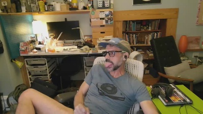 jareth_returnss live cam on Cam4
