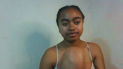 jari4 live cam on Cam4