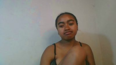 jari4 live cam on Cam4