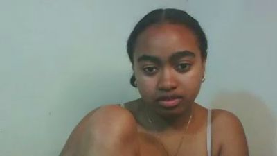 jari4 live cam on Cam4