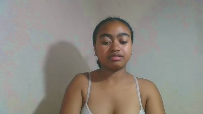 jari4 live cam on Cam4