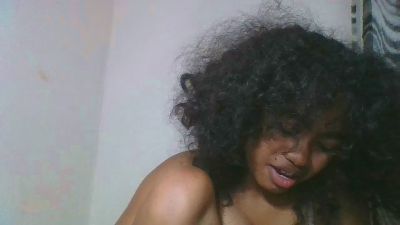 jari4 live cam on Cam4