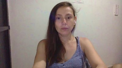 jasminalba live cam on Cam4