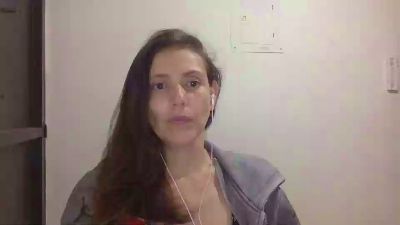 jasminalba live cam on Cam4