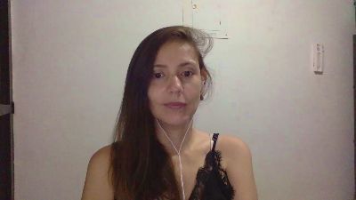 jasminalba live cam on Cam4