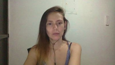 jasminalba live cam on Cam4